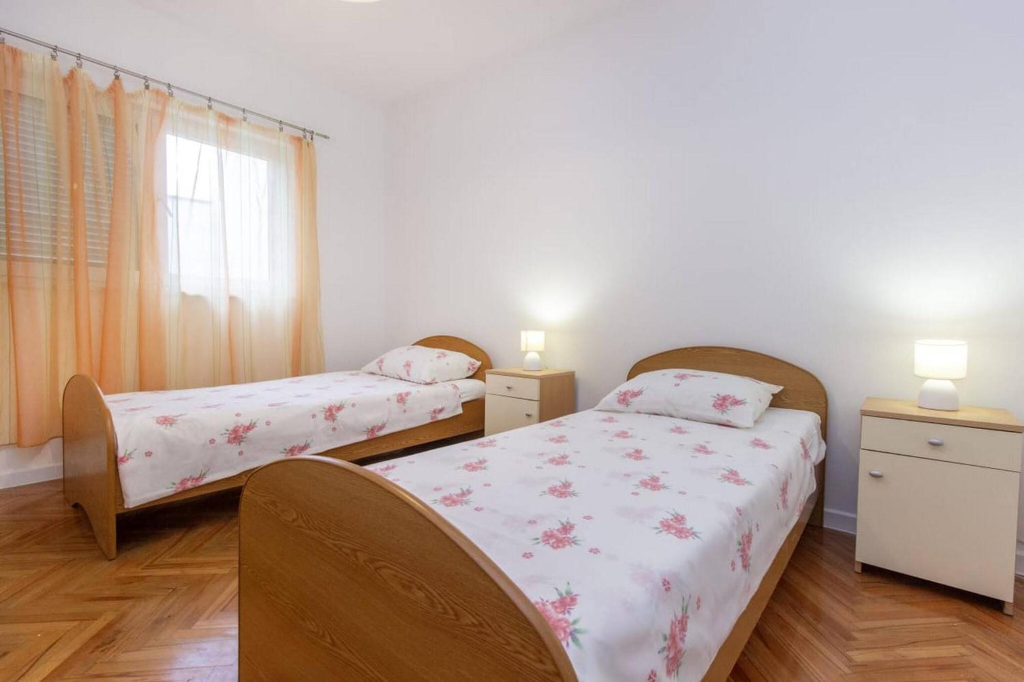 Apartments Alaga Tribalj エクステリア 写真