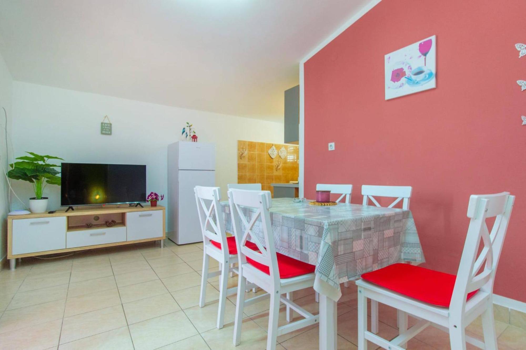 Apartments Alaga Tribalj エクステリア 写真